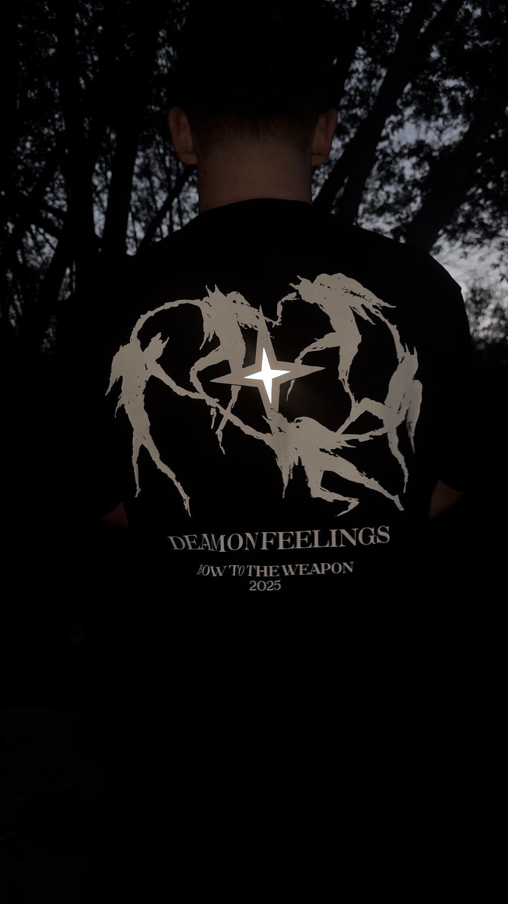 «DEAMONS» REFLECTIVE T-SHIRT