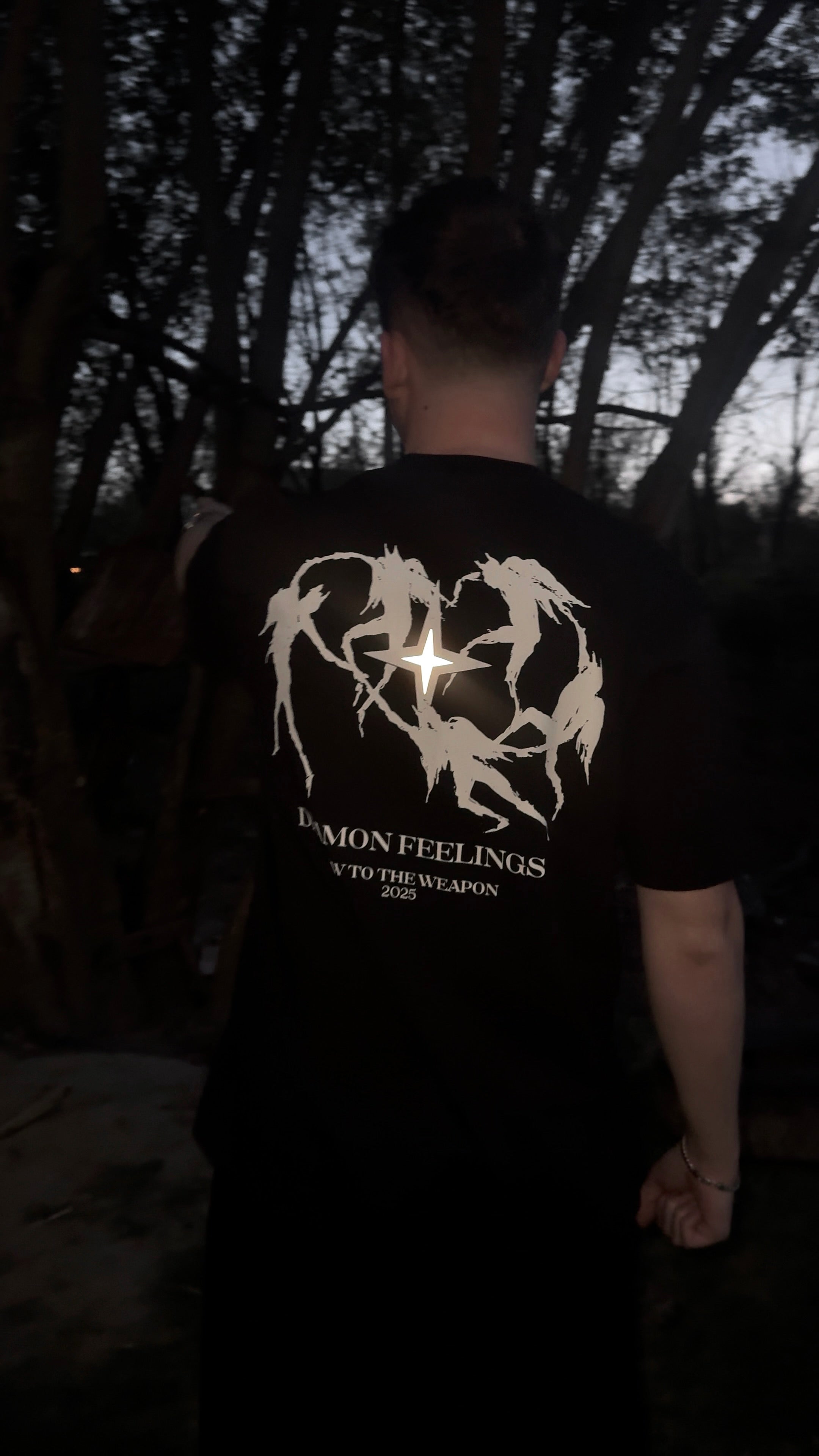 «DEAMONS» REFLECTIVE T-SHIRT