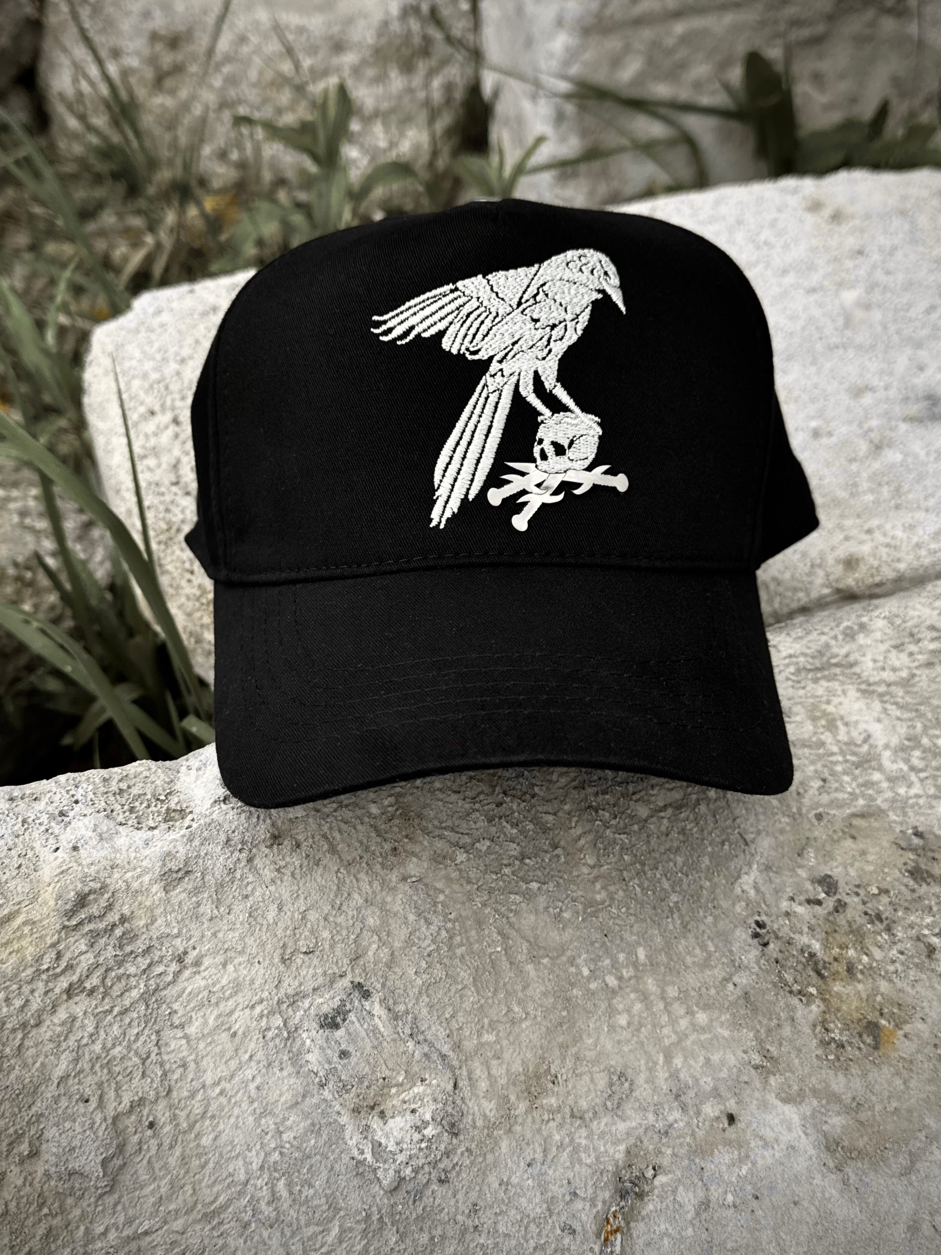 «RAVEN» TRUCKER HAT